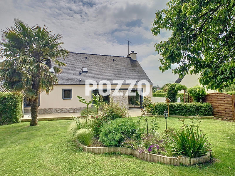 Maison - 170 m² - 8 pièces