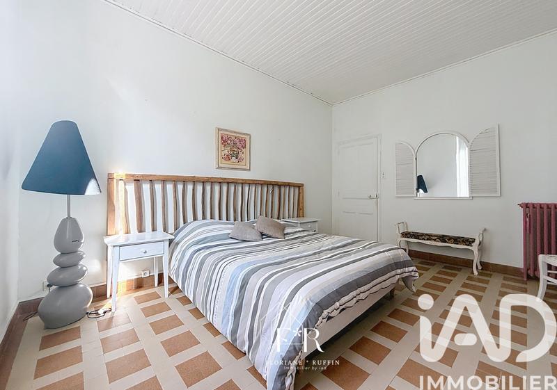 Maison - 226 m² - 6 pièces