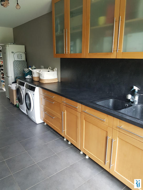 Maison - 225 m² - 8 pièces