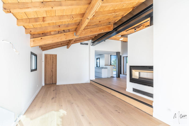 Maison - 165 m² - 6 pièces