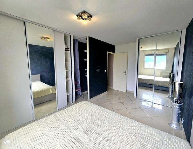 Appartement - 86 m² - 5 pièces