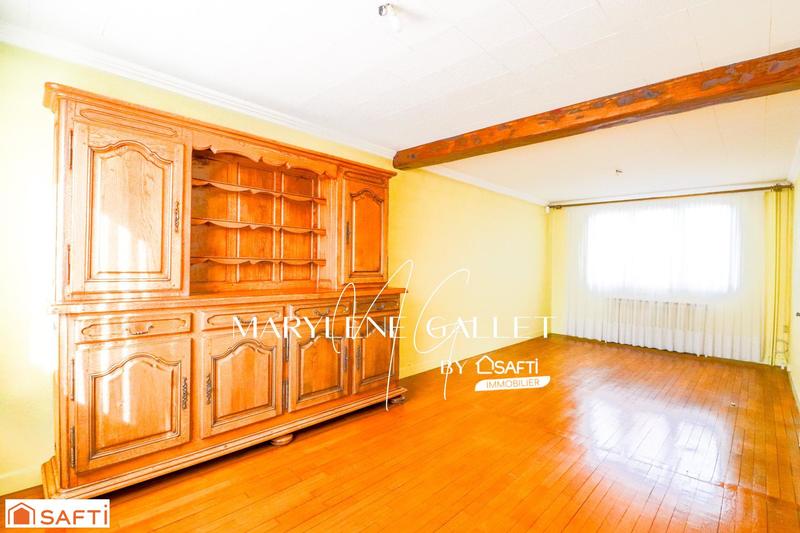 Maison - 90 m² - 5 pièces