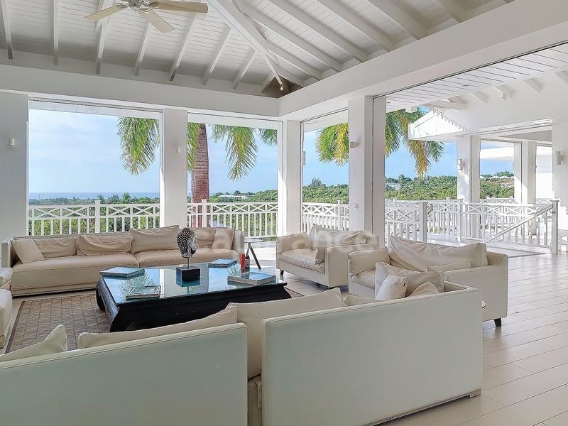 Propriété - 530 m² - 10 pièces