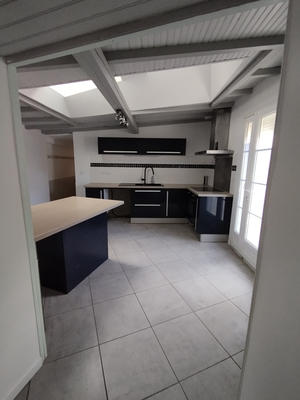 Maison - 86 m² - 4 pièces