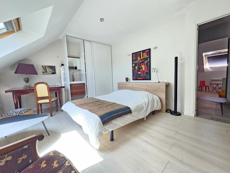 Maison - 187 m² - 7 pièces