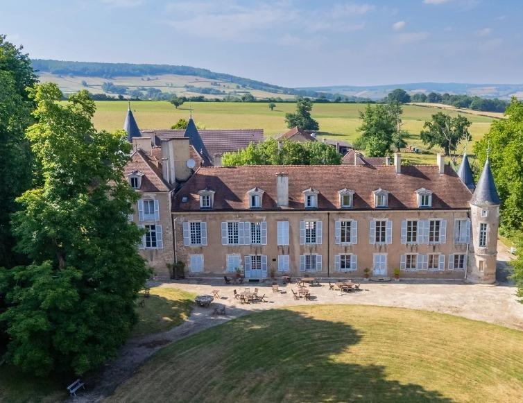 Manoir - 1 500 m² - 35 pièces