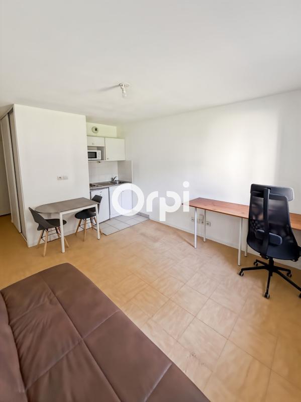 Studio - 20 m² - 1 pièce