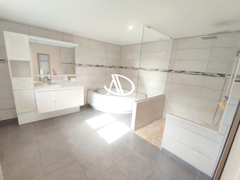 Ferme - 90 m² - 4 pièces