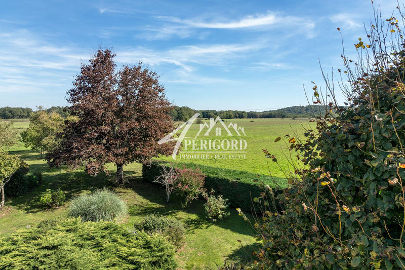 Ferme - 393 m² - 4 pièces