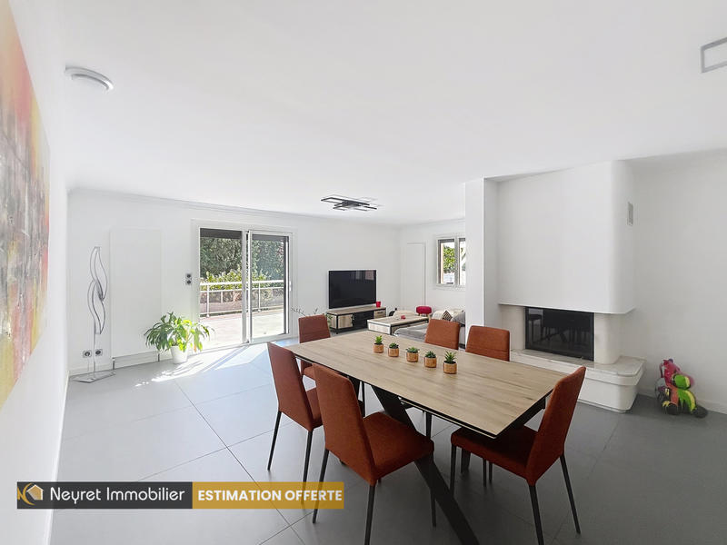 Villa - 190 m² - 7 pièces