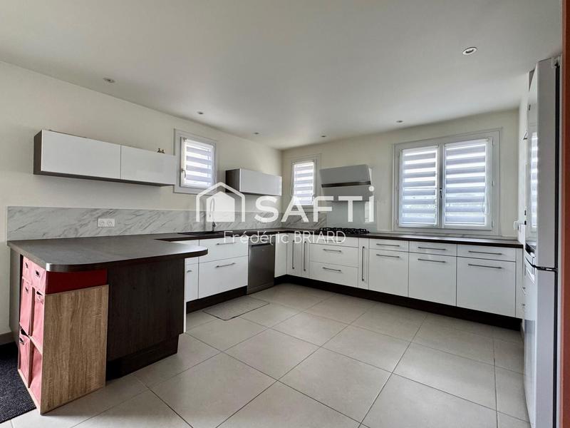 Maison - 147 m² - 5 pièces