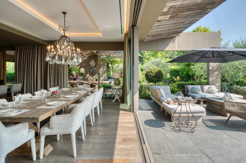 Villa - 335 m² - 7 pièces