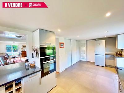 Maison - 186 m² - 7 pièces