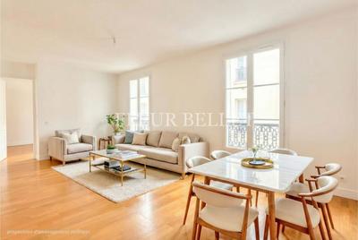 Appartement - 83 m² - 5 pièces