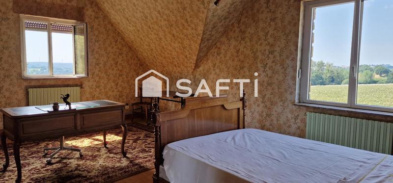 Maison - 222 m² - 8 pièces