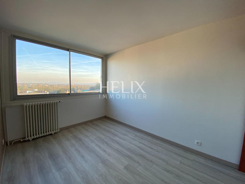 Appartement - 75 m² - 4 pièces