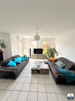 Appartement - 83 m² - 3 pièces