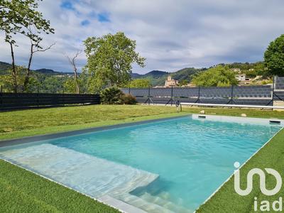 Maison - 149 m² - 6 pièces