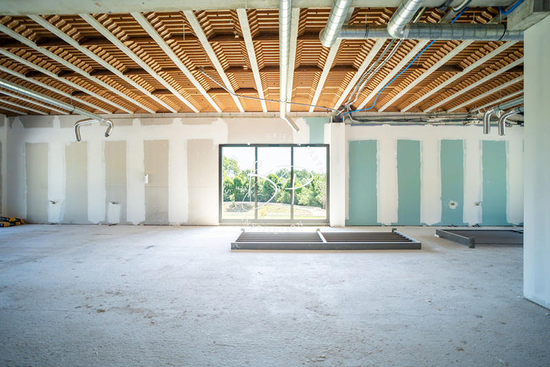 Local commercial - 152 m²