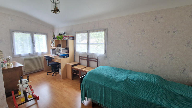 Maison - 146 m² - 8 pièces