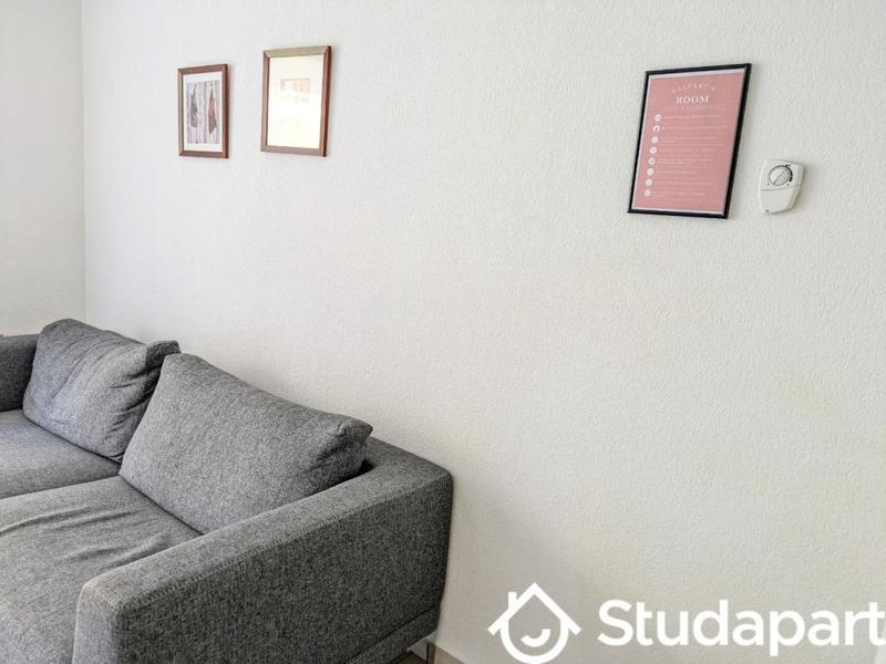 Chambre - 11 m² - 1 pièce