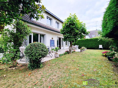 Maison - 142 m² - 6 pièces
