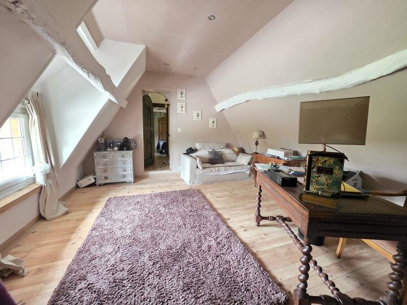 Maison ancienne - 148 m² - 8 pièces