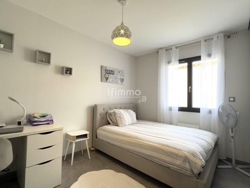 Maison - 108 m² - 4 pièces