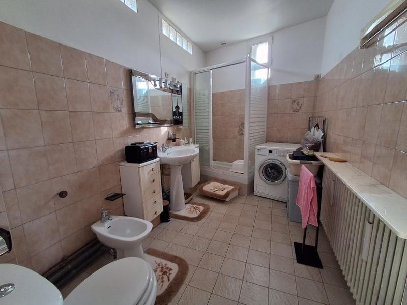 Appartement - 93 m² - 4 pièces