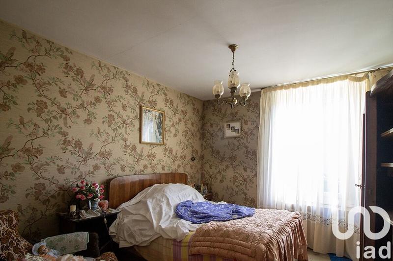 Maison - 167 m² - 8 pièces