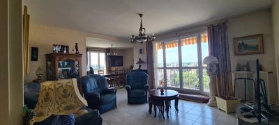 Appartement - 101 m² - 4 pièces