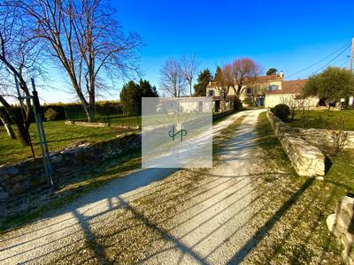 Maison - 362 m² - 14 pièces