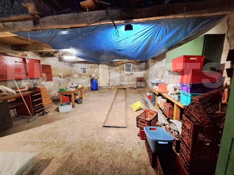 Maison ancienne - 162 m² - 8 pièces