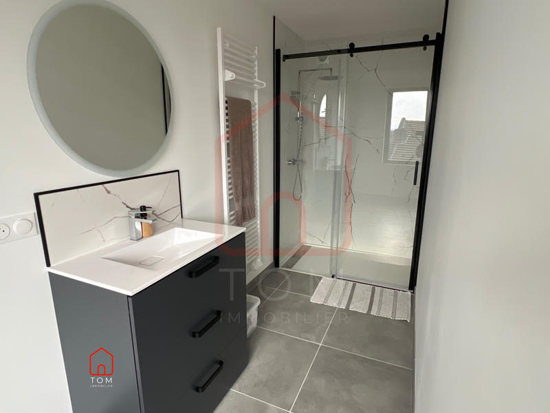 Maison - 180 m² - 5 pièces