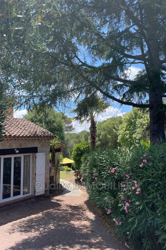 Villa - 140 m² - 5 pièces