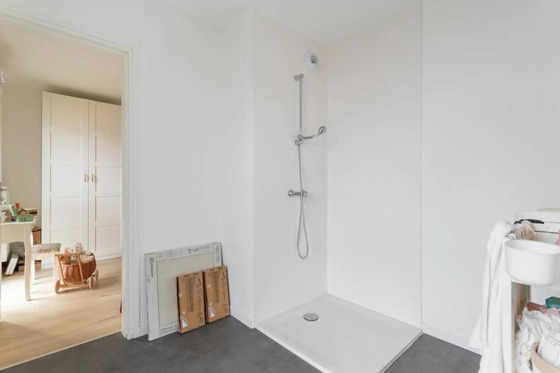 Appartement - 93 m² - 4 pièces