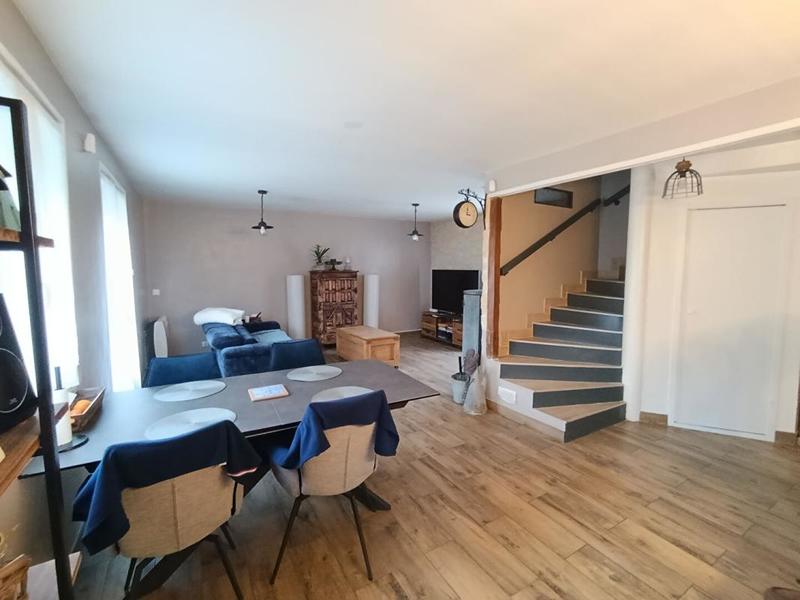 Maison - 105 m² - 6 pièces