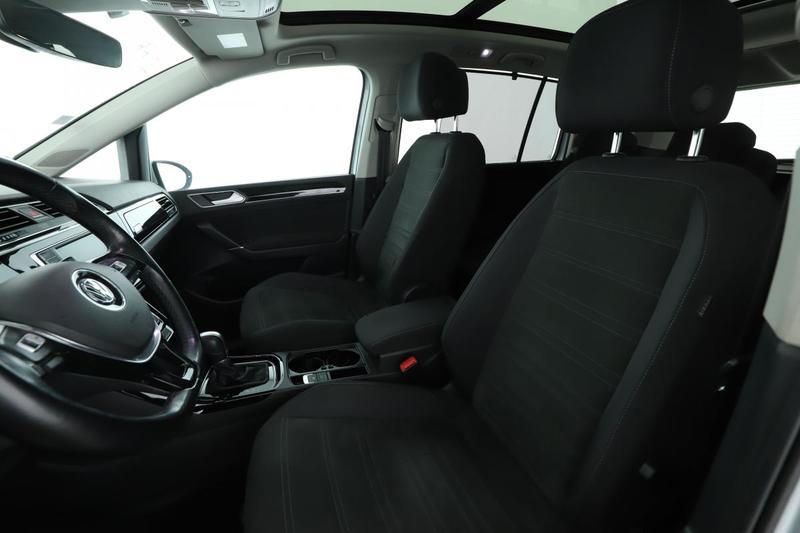 Volkswagen Touran 2.0 Tdi BlueMotion Tech R-Line Dsg6 7pl 150 ch