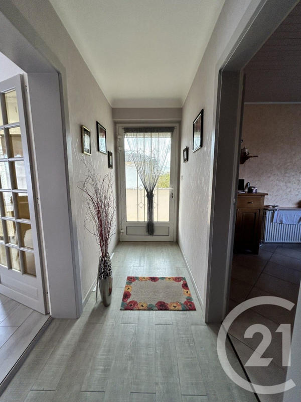 Maison - 141 m² - 7 pièces