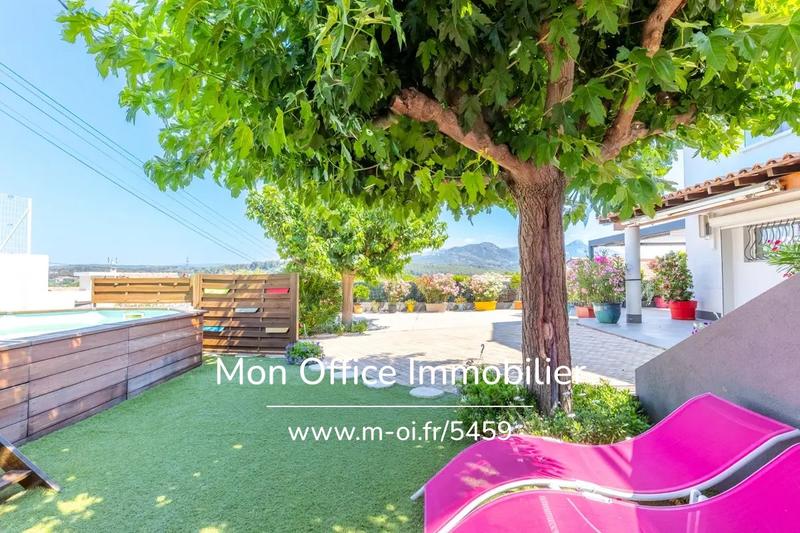 Maison - 175 m² - 6 pièces