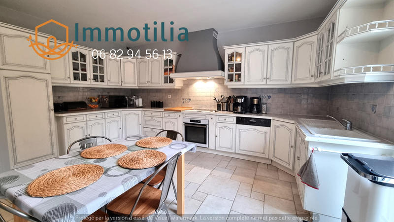 Maison - 185 m² - 6 pièces