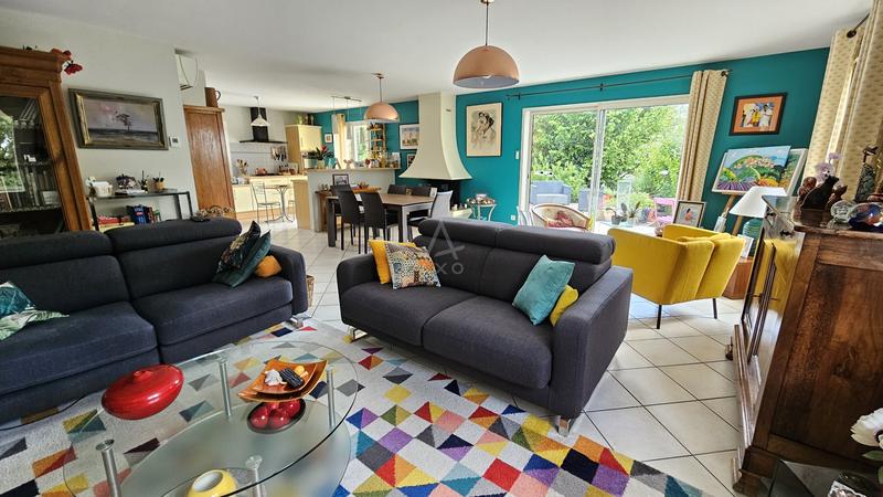 Maison - 147 m² - 5 pièces