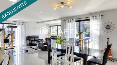 Maison - 182 m² - 7 pièces