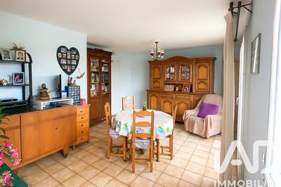 Maison - 91 m² - 5 pièces