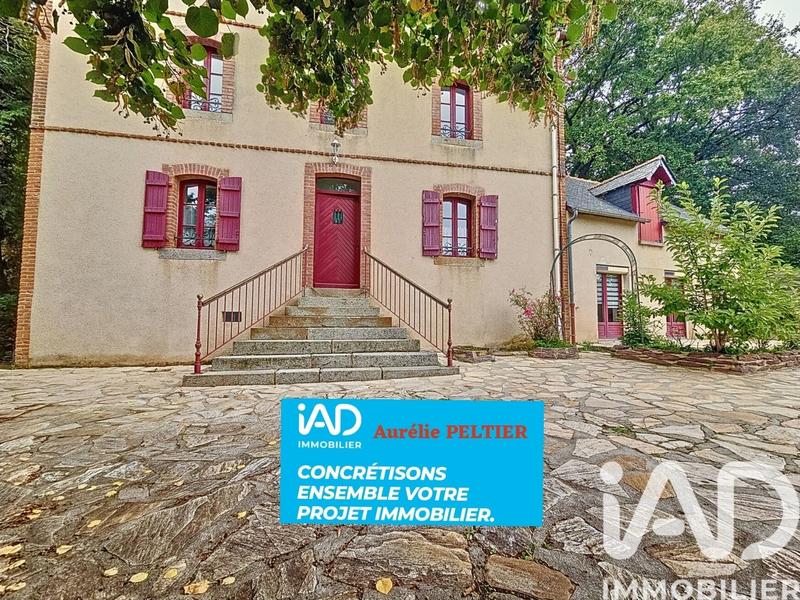 Maison - 138 m² - 5 pièces