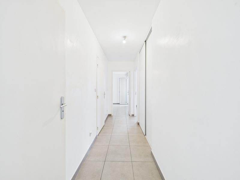 Appartement - 80 m² - 4 pièces