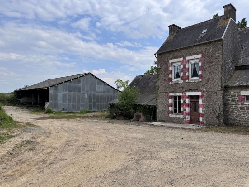 Maison - 237 m² - 8 pièces