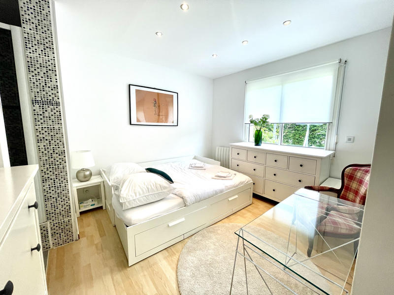 Maison - 200 m² - 7 pièces