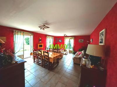 Maison - 106 m² - 4 pièces