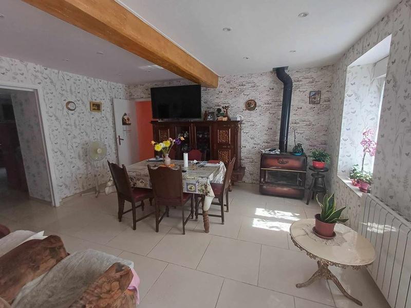 Maison - 90 m² - 4 pièces